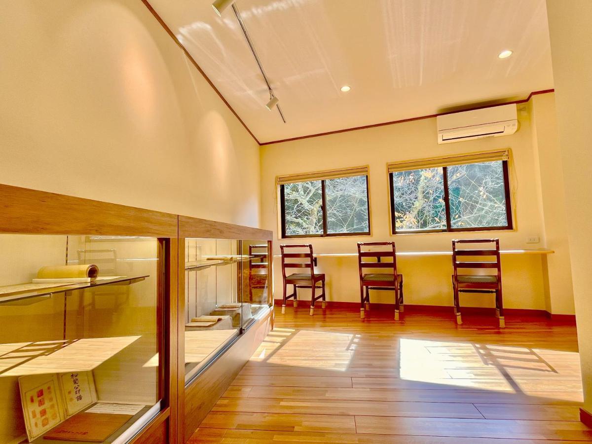 Tsutaya Ryokan Toyooka  Exteriör bild