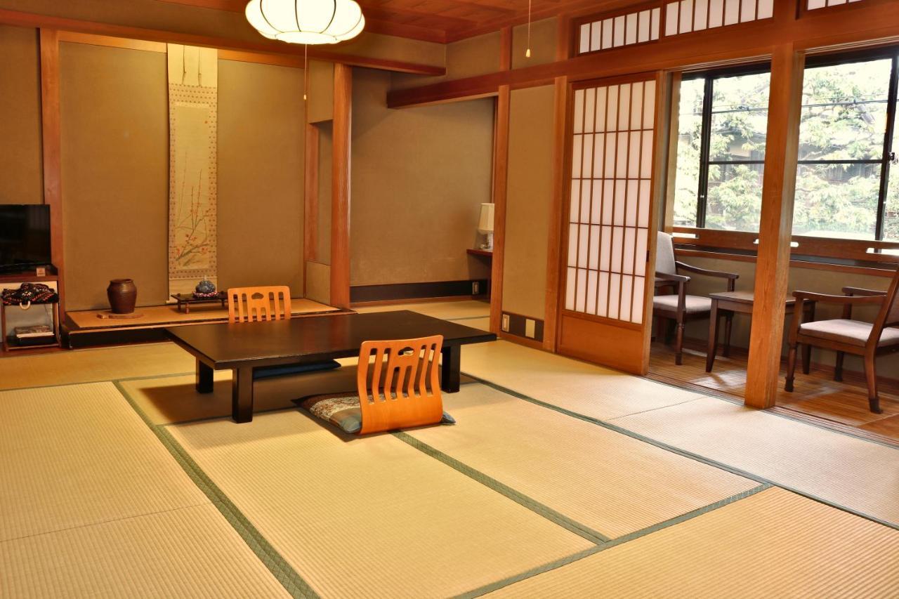 Tsutaya Ryokan Toyooka  Exteriör bild