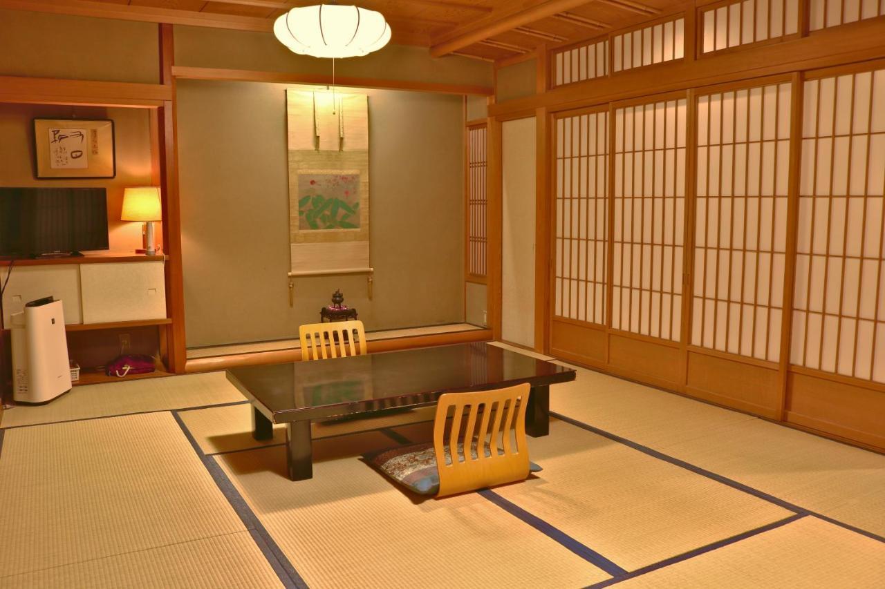 Tsutaya Ryokan Toyooka  Exteriör bild