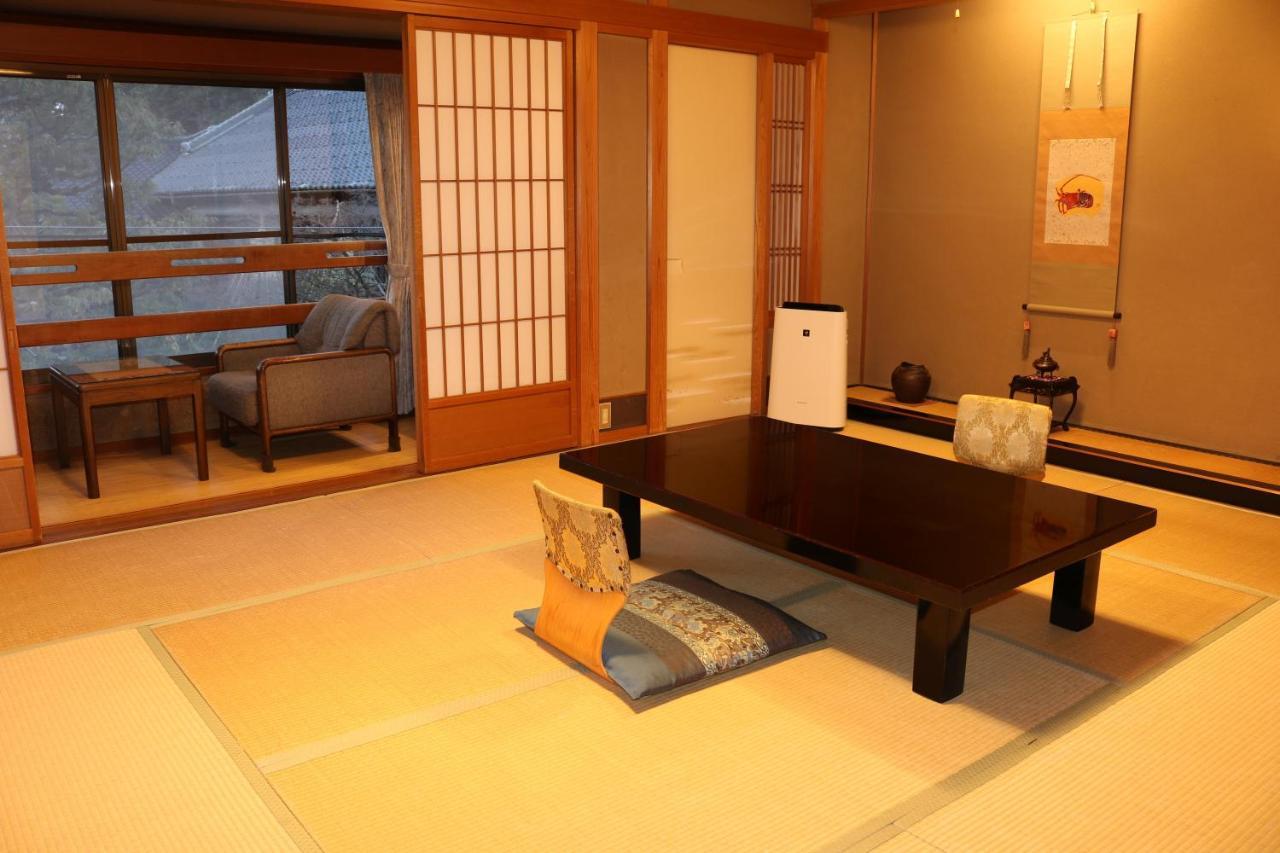 Tsutaya Ryokan Toyooka  Exteriör bild