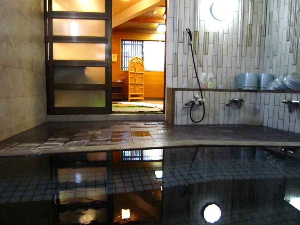 Tsutaya Ryokan Toyooka  Exteriör bild
